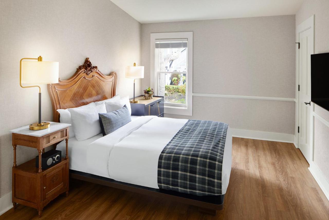 Gosby House Inn, A Four Sisters Inn Πασίφικ Γκρόουβ Εξωτερικό φωτογραφία