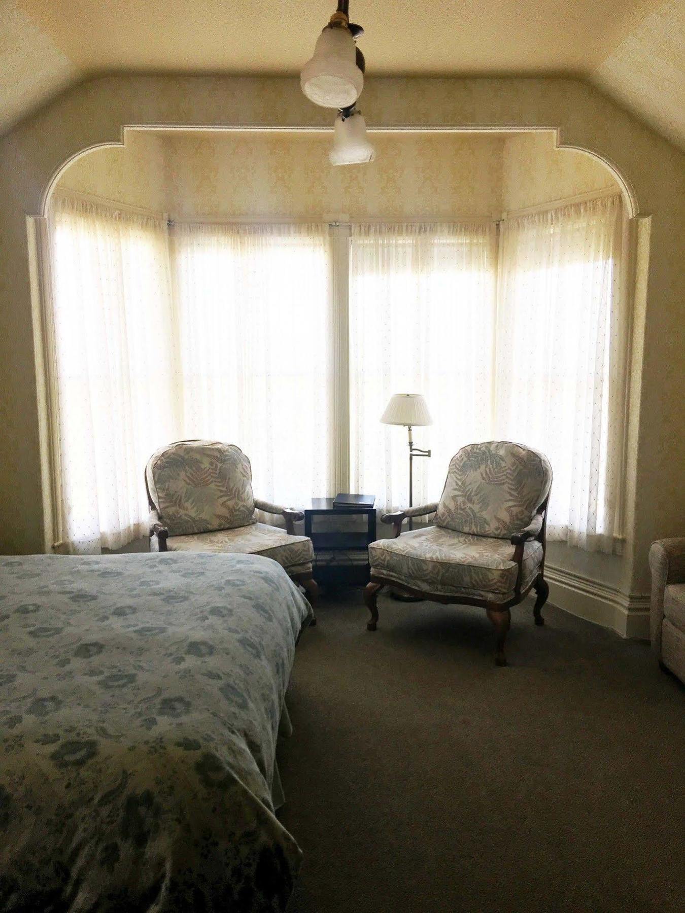 Gosby House Inn, A Four Sisters Inn Πασίφικ Γκρόουβ Εξωτερικό φωτογραφία